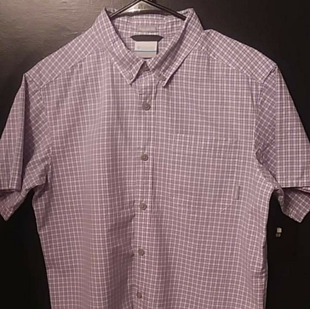 Columbia SM button down shirt